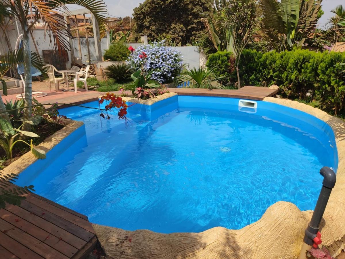 Residence Jardin Tropical Yaounde Exterior photo
