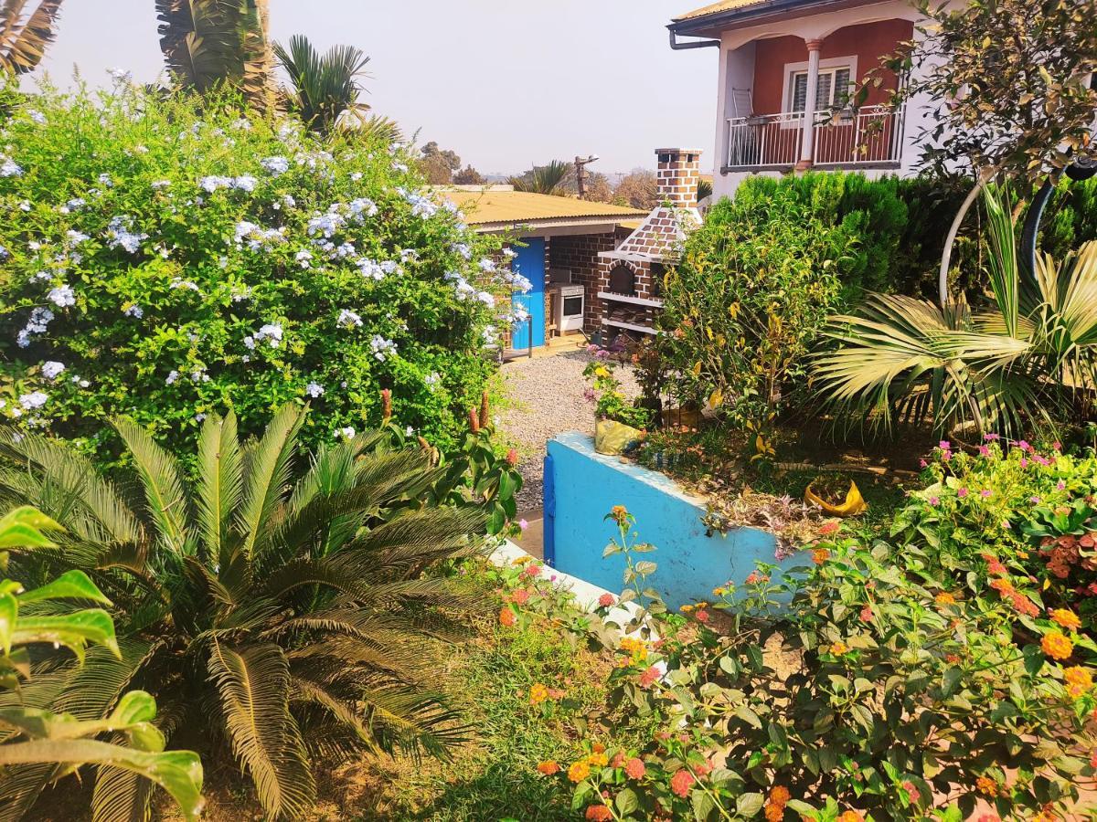 Residence Jardin Tropical Yaounde Exterior photo